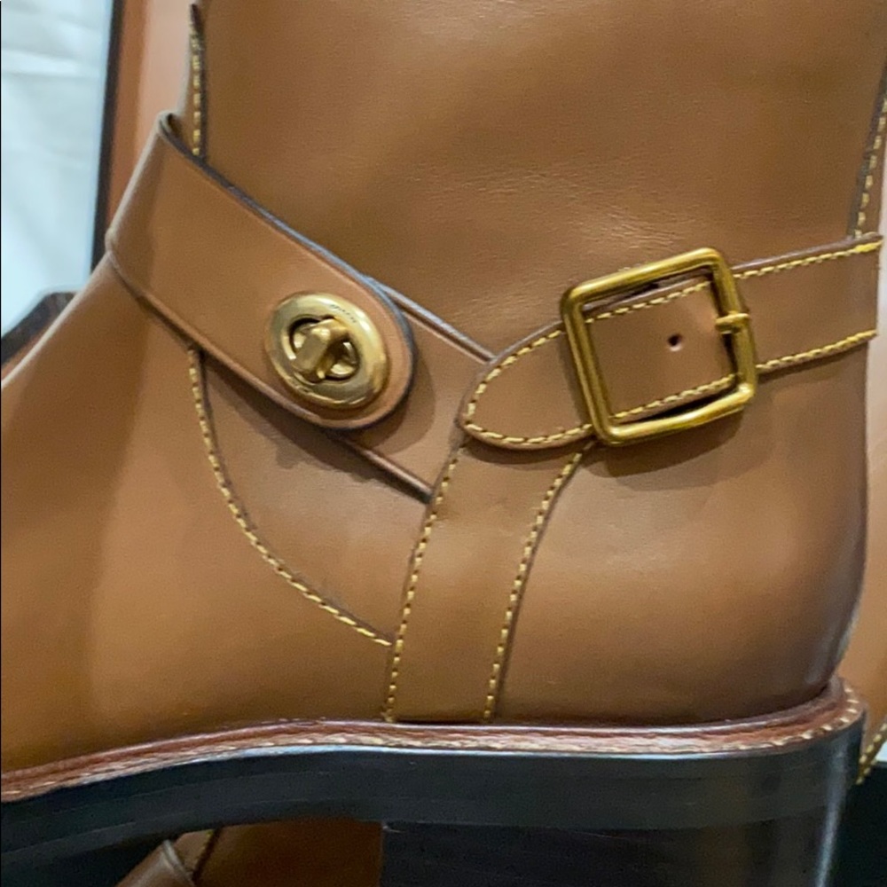Coach Boots 👢 - Picture 7 of 8